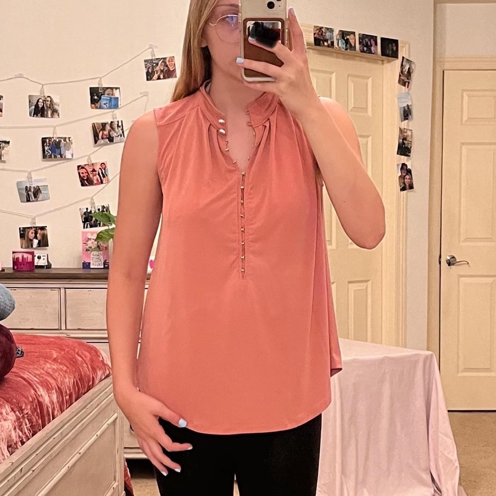 Pink top - Picture 2 of 4